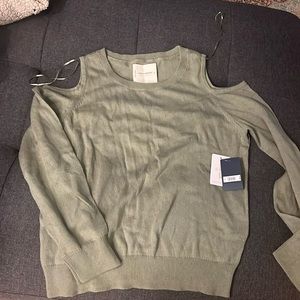 Lucky Brand Cold Shoulder sweater — size M